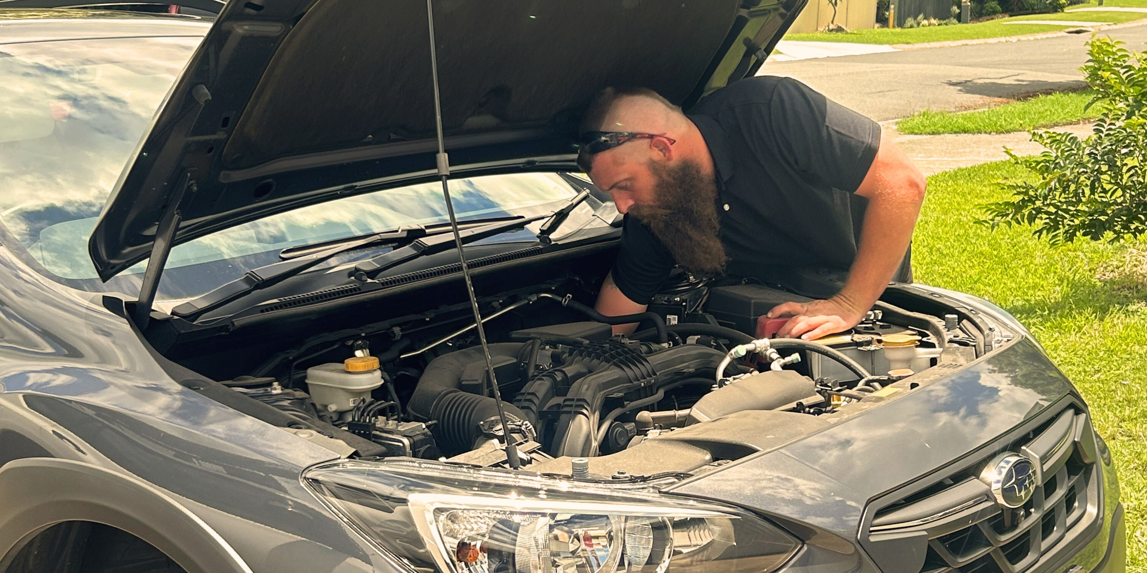 Friendly expert mobile mechanic with 20+ years' experience servicing South East Queensland and surrounds with Log Book Services, General Services, Inspections, Repairs, and more.